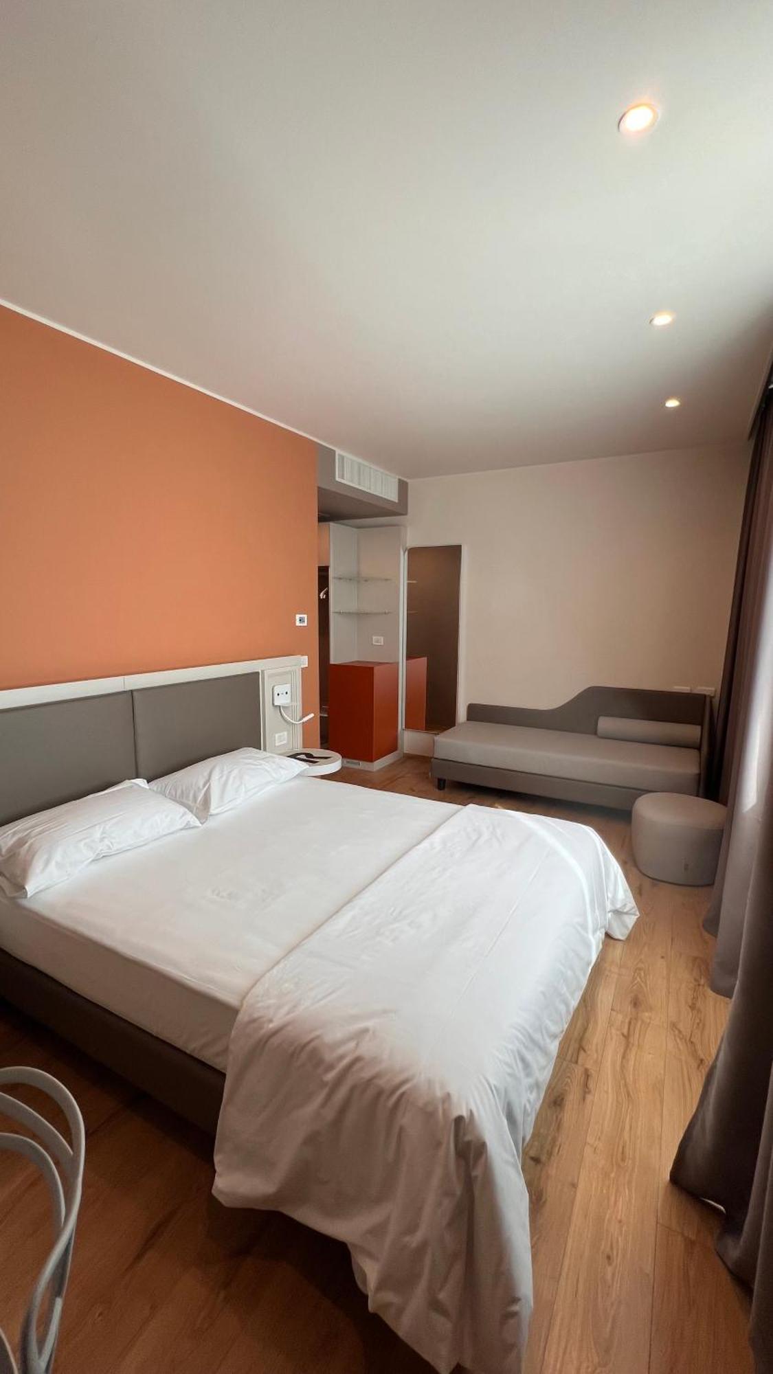 Kare Hotel Banchette D'Ivrea Exterior photo